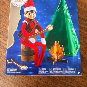 Festive Elf with Green Tent and Campfire Set